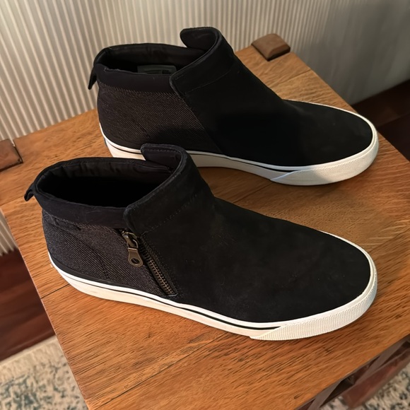 Keds Black Ankle Boots with White Soles - Picture 3 of 5